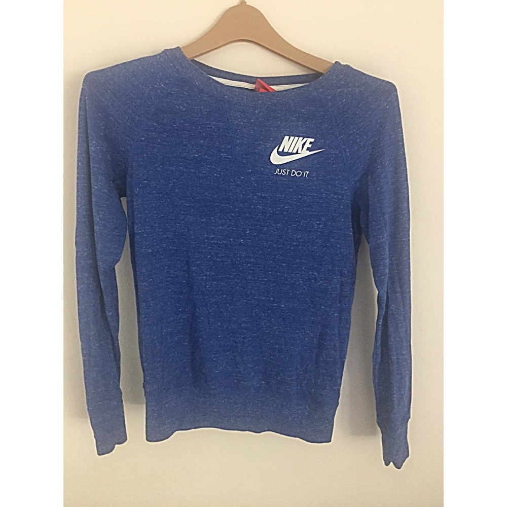 Lightweight Nike Long Sleeved Shirt